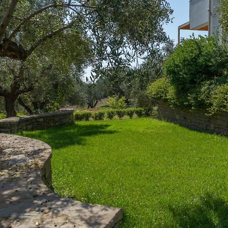 Abelia Luxurious Villas Финикунда Экстерьер фото